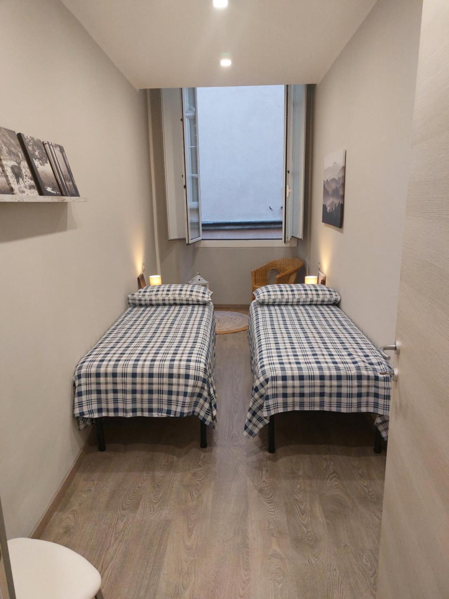 Appartamento Piazzetta La Maddalena ซาโวนา ภายนอก รูปภาพ