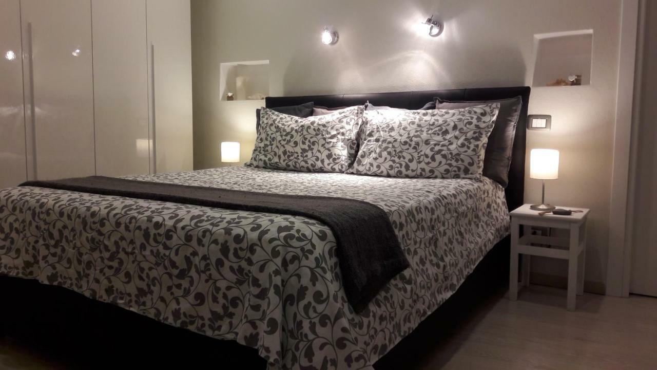 Appartamento Piazzetta La Maddalena ซาโวนา ภายนอก รูปภาพ